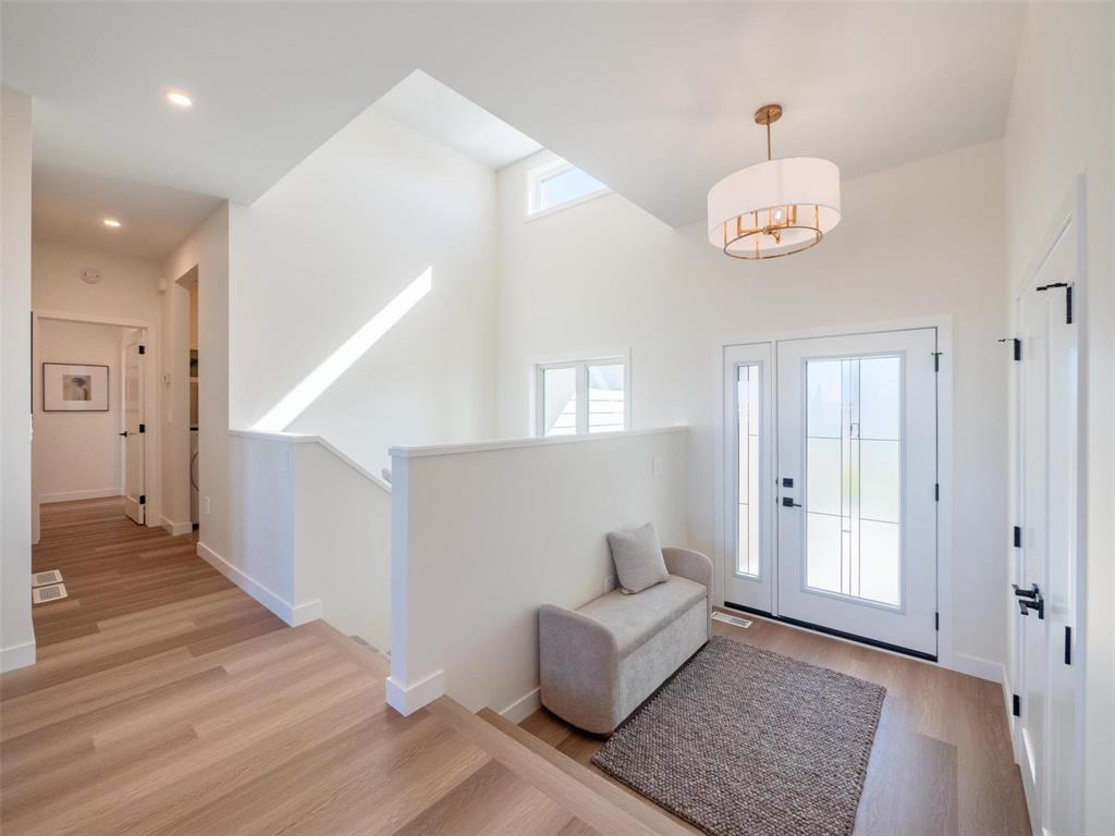 400 Grande Pointe Meadows Boulevard Grande Pointe Manitoba Canada R5A0E4 3