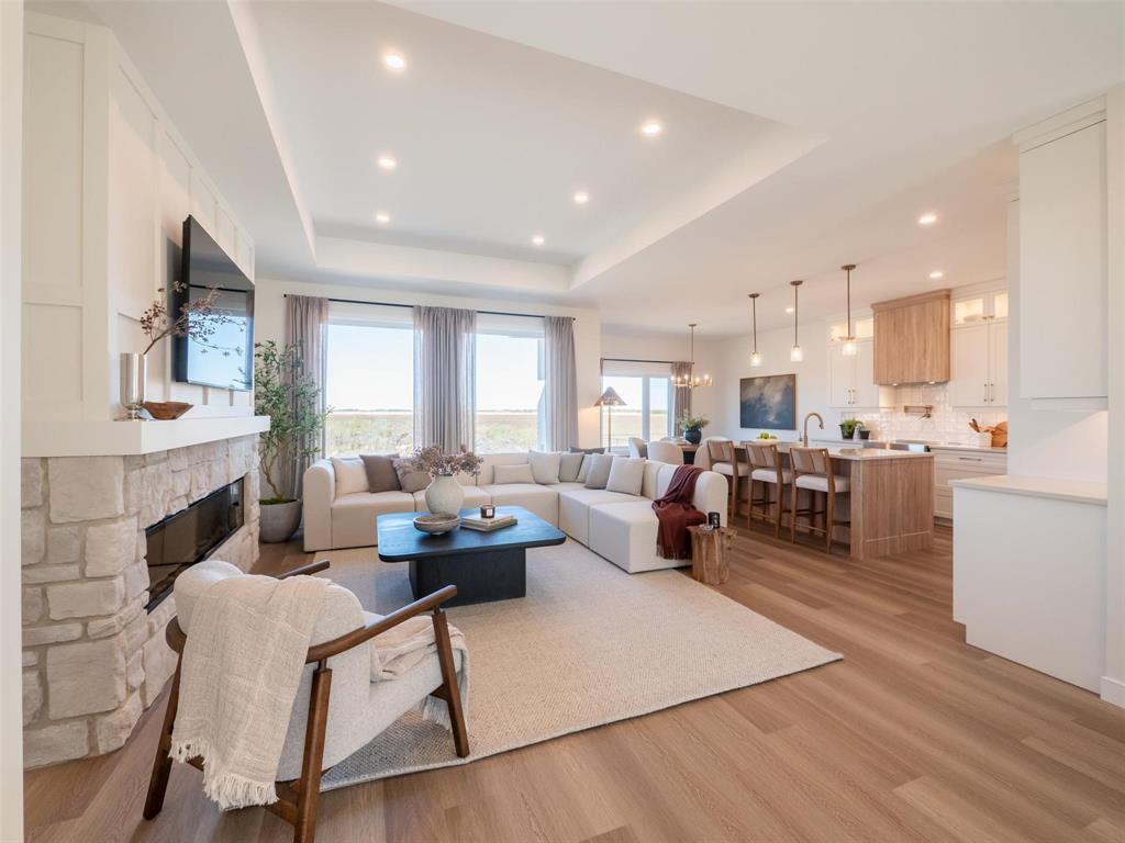 400 Grande Pointe Meadows Boulevard Grande Pointe Manitoba Canada R5A0E4 4