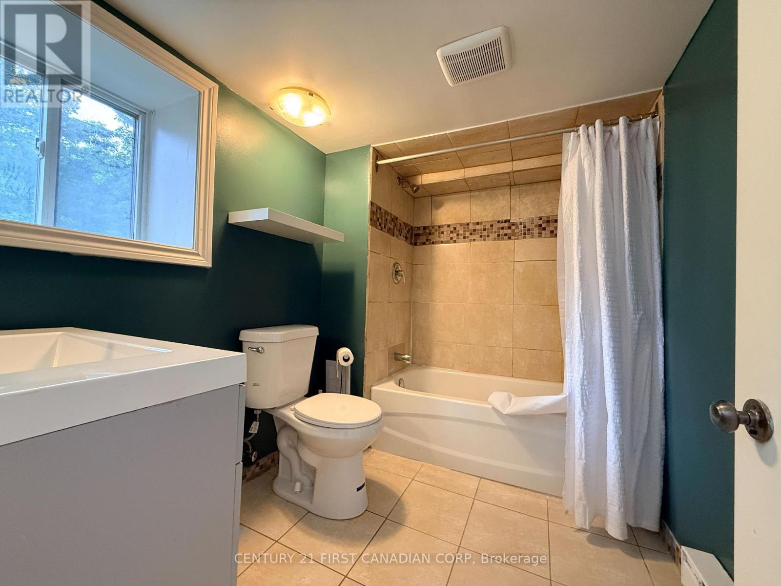 11 - 1 Waverley Place, London East, Ontario  N6B 2C3 - Photo 11 - X13815762