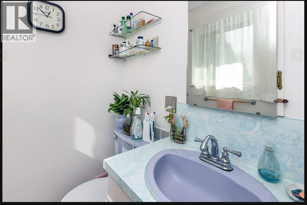 20932 Camwood Avenue, Maple Ridge, British Columbia  V2X 2P1 - Photo 6 - R3168278