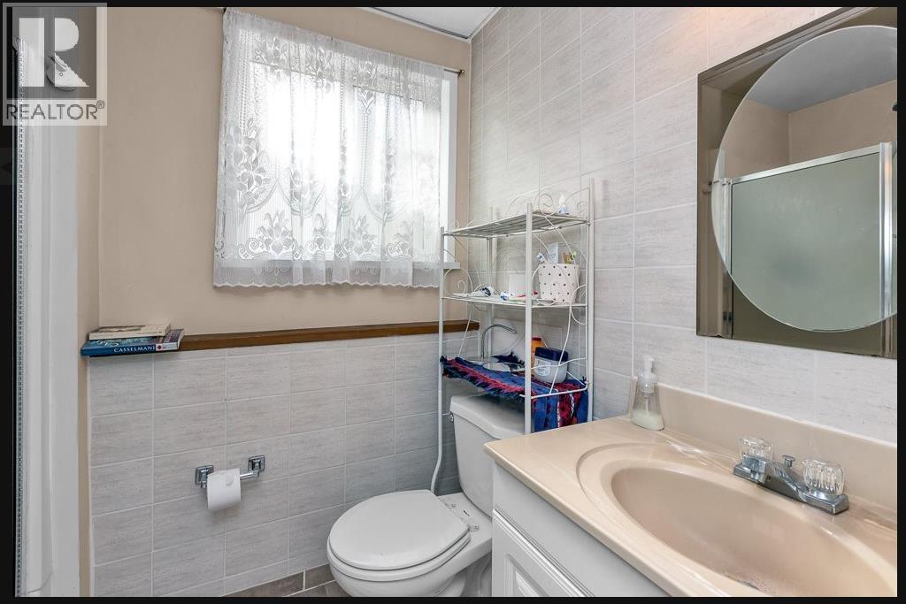 20932 Camwood Avenue, Maple Ridge, British Columbia  V2X 2P1 - Photo 9 - R3168278