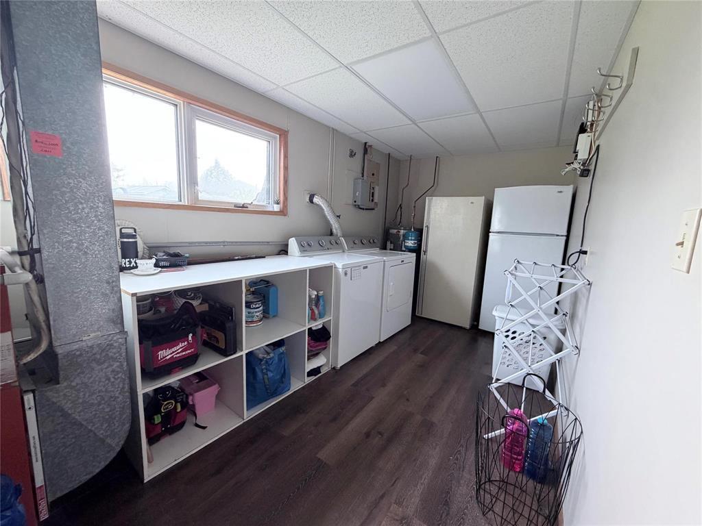 210 Wells Street, Killarney, Manitoba  R0K 1G0 - Photo 28 - 202623816