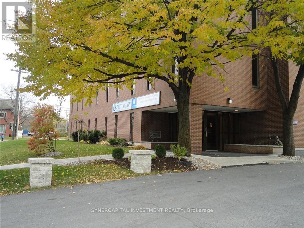 B400 - 1376 BANK STREET, ottawa, Ontario