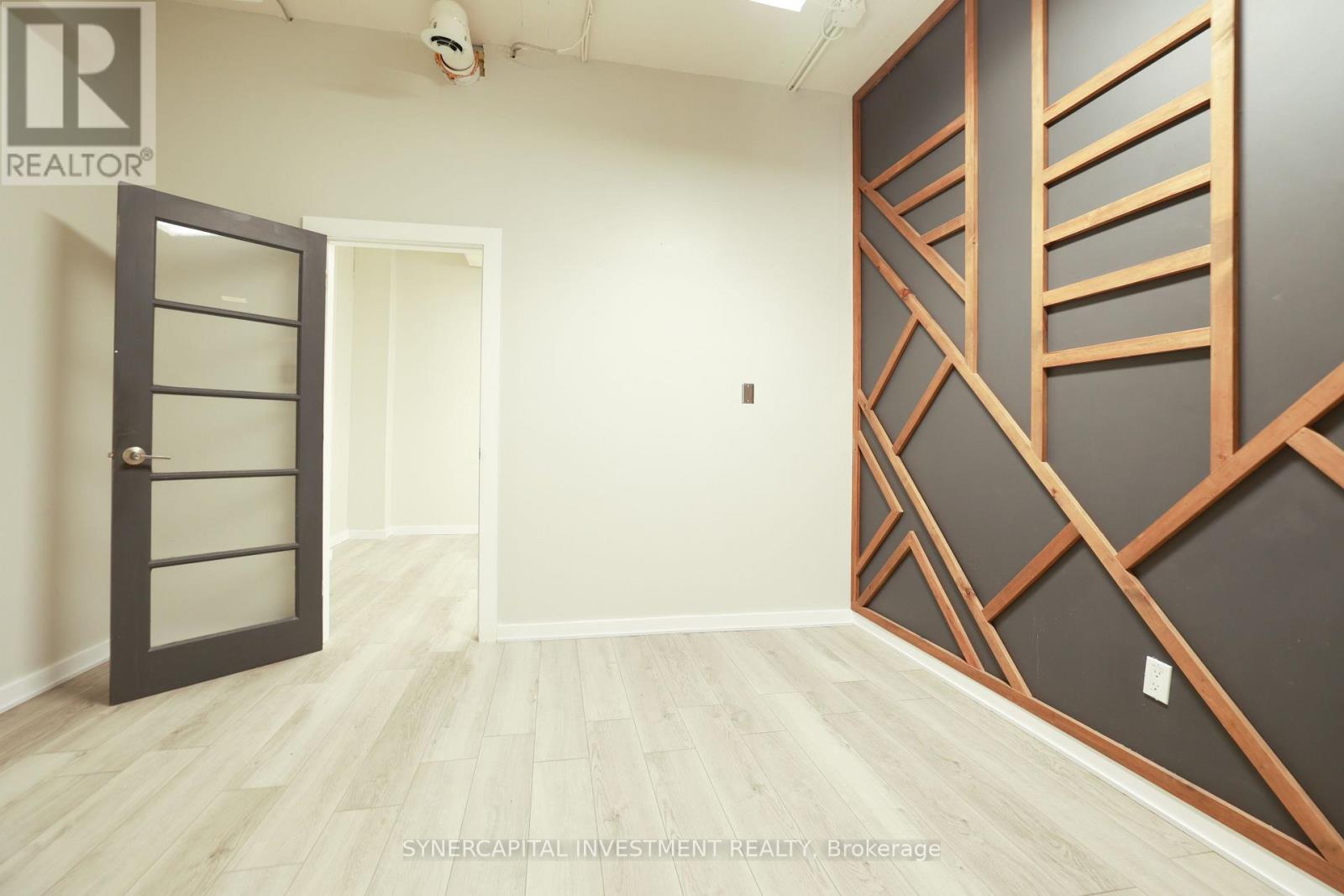 B400 - 1376 Bank Street, Ottawa, Ontario K1H 7Y3 - Photo 5 - X13815698