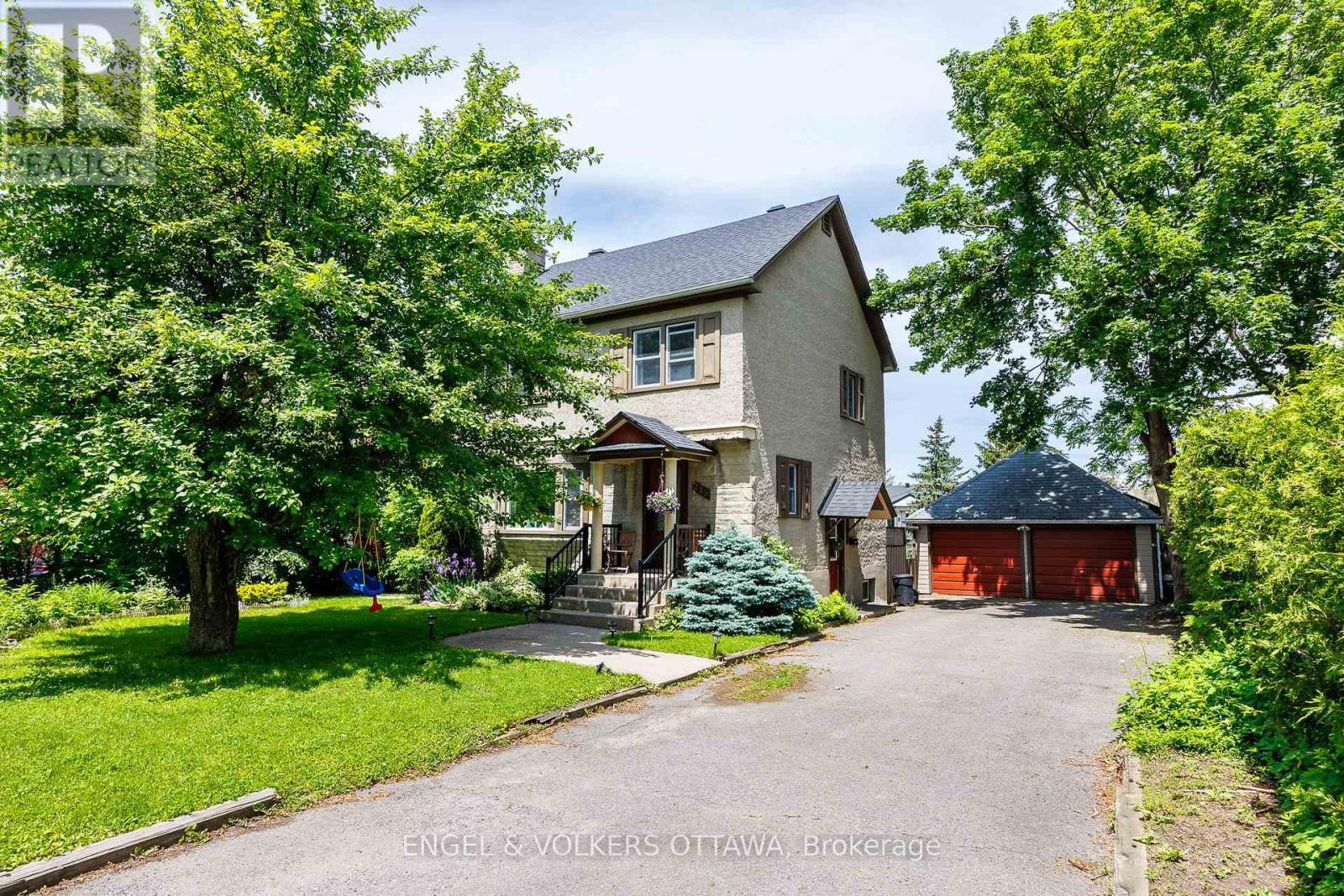 225 PLEASANT PARK ROAD, Ottawa, Ontario