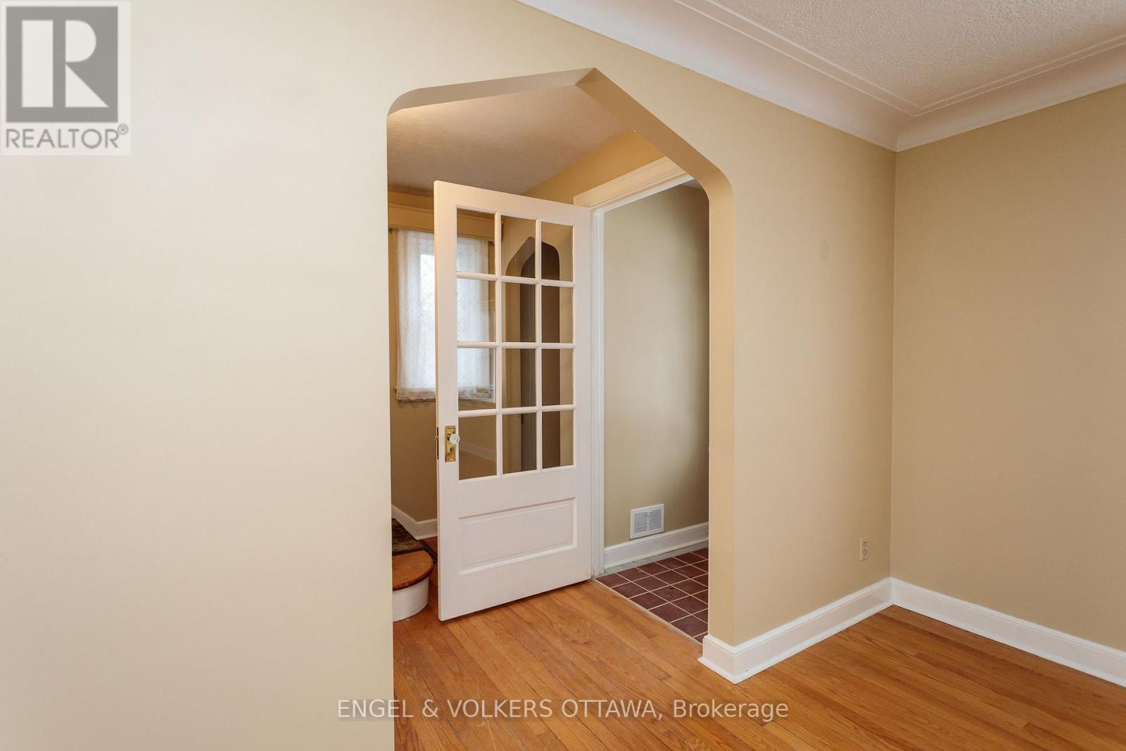 225 Pleasant Park Road, Ottawa, Ontario  K1H 5M4 - Photo 7 - X13815832