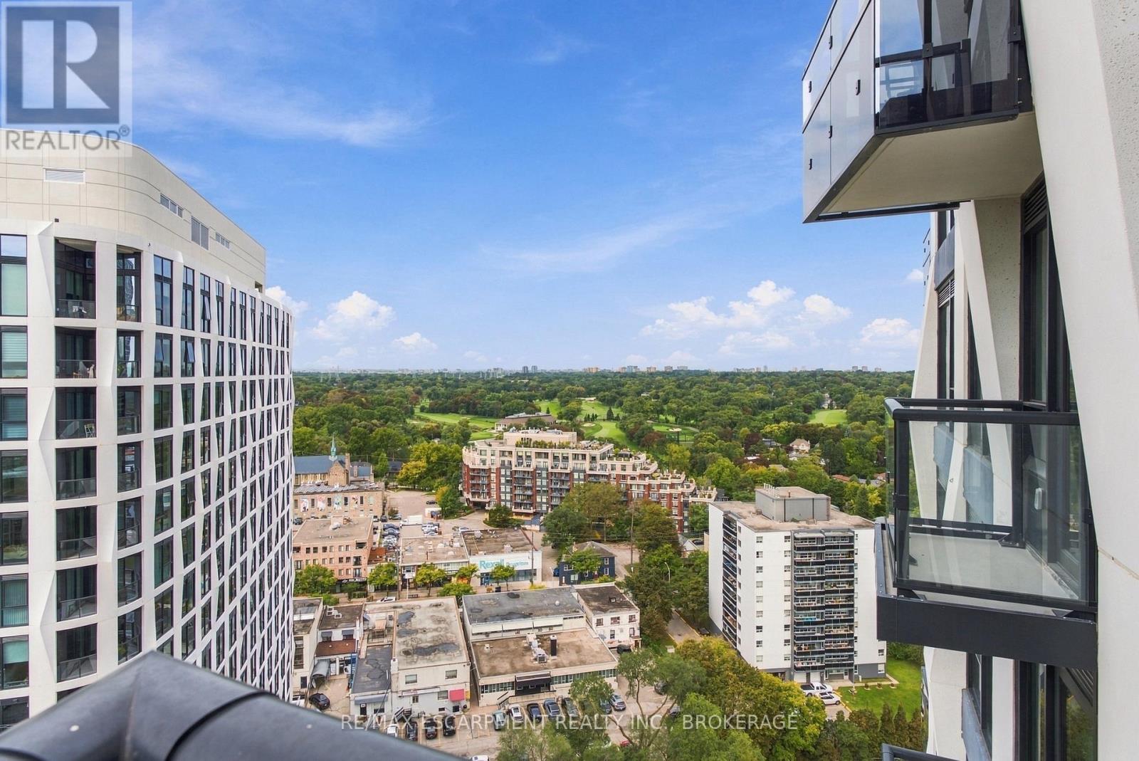 2010 - 60 Central Park Road Way, Toronto, Ontario  M9A 0E6 - Photo 21 - W13815736