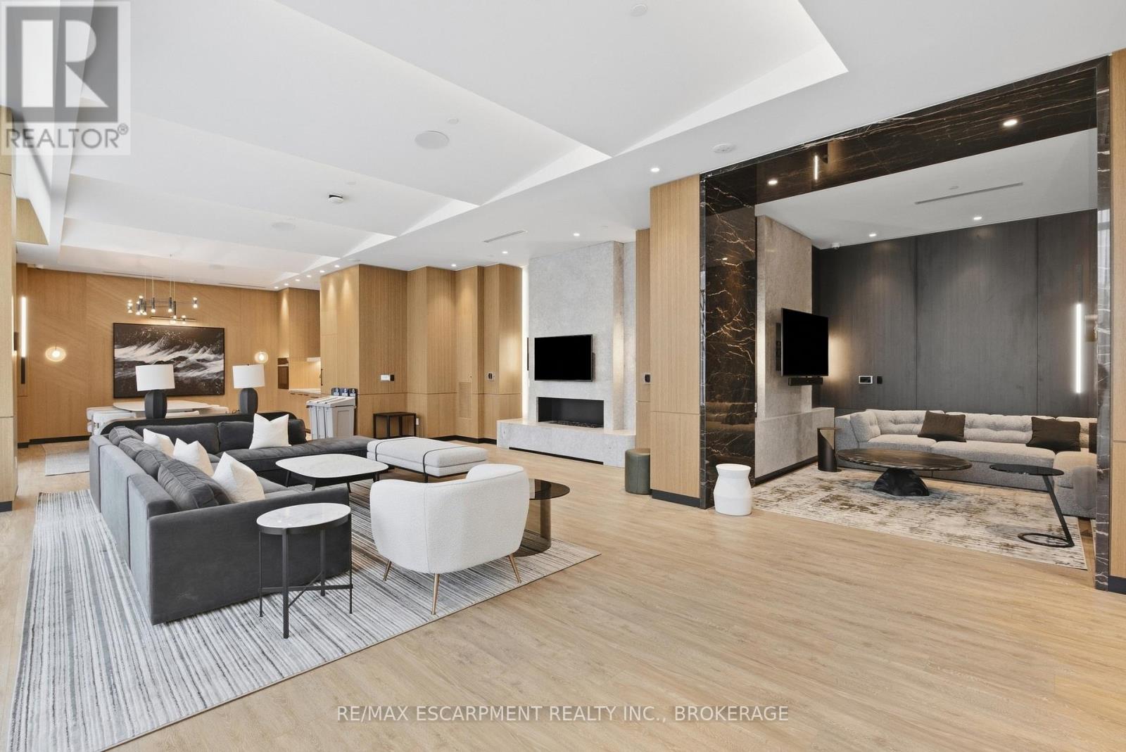2010 - 60 Central Park Road Way, Toronto, Ontario  M9A 0E6 - Photo 25 - W13815736