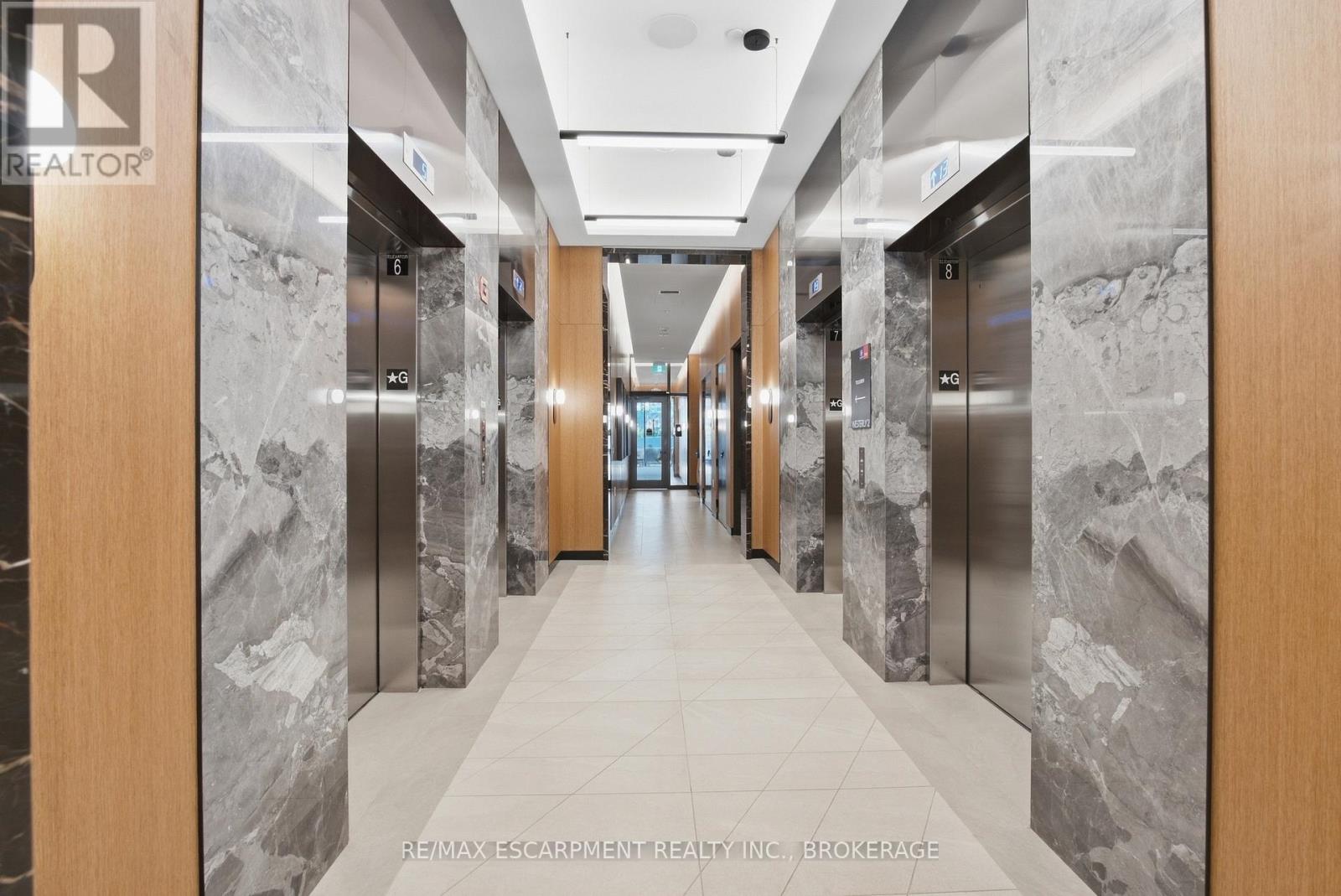 2010 - 60 Central Park Road Way, Toronto, Ontario  M9A 0E6 - Photo 42 - W13815736