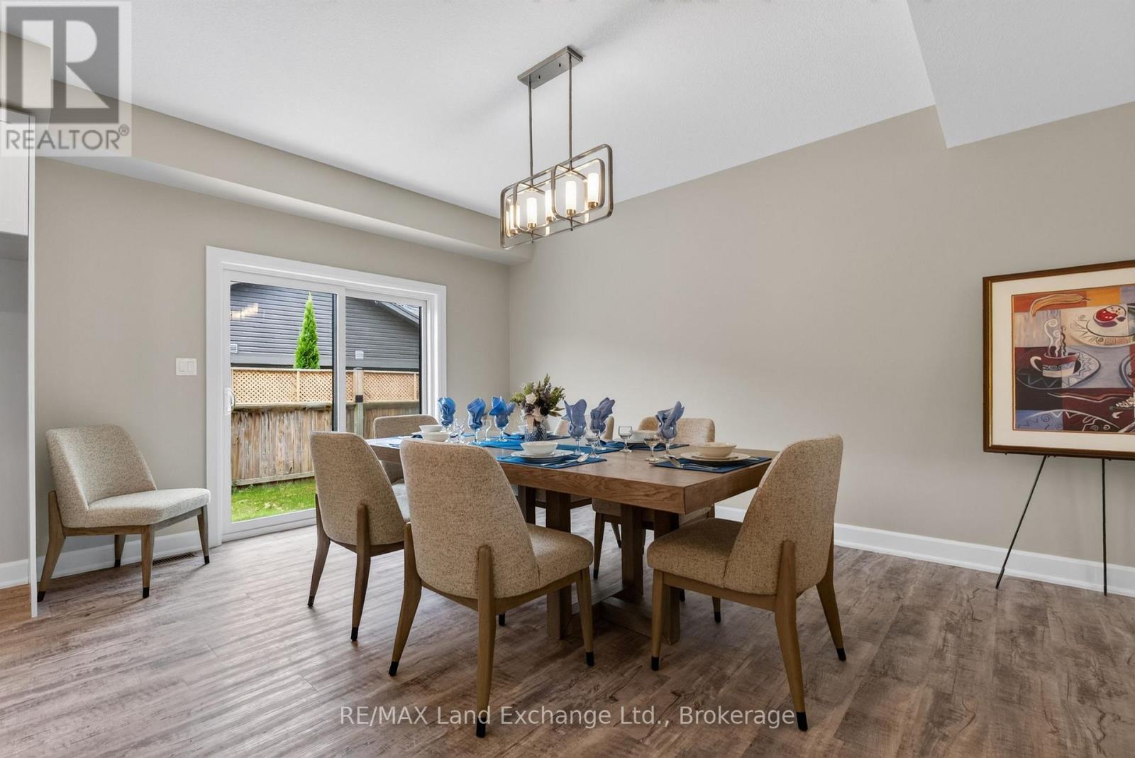 Unit 2 - 8 Golf Links Road, Kincardine, Ontario  N2Z 0G1 - Photo 5 - X12955104