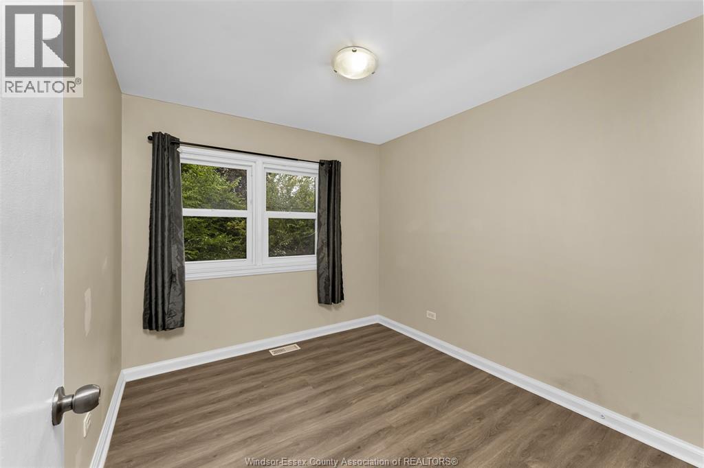 2244 Vercheres Avenue, Windsor, Ontario  N9B 1P1 - Photo 12 - 26020416
