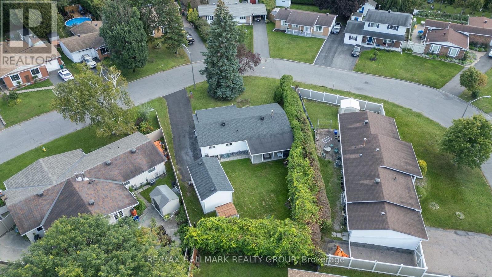 2376 Blackstone Crescent, Ottawa, Ontario  K1B 4H2 - Photo 47 - X13814716
