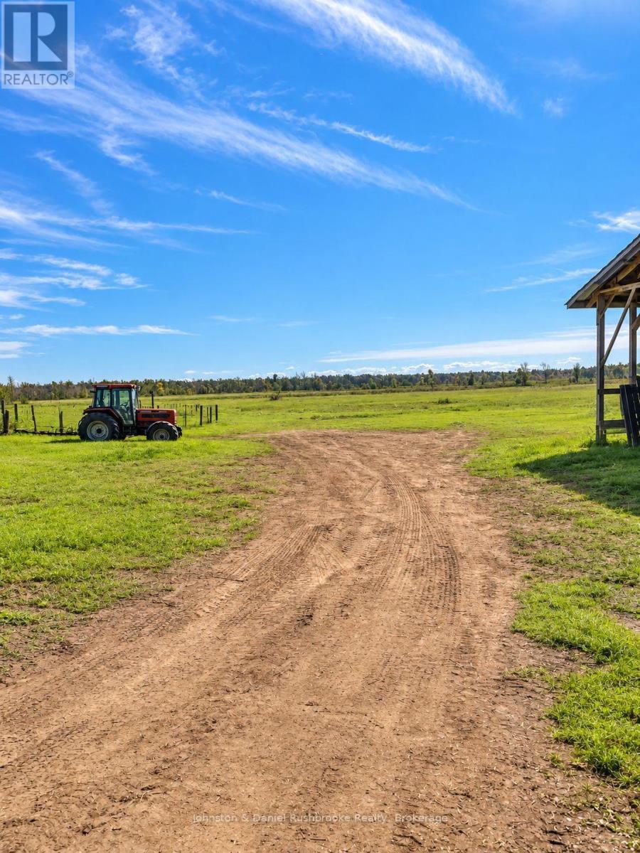 2817 Line 5 Road W, Ramara, Ontario  L0K 2B0 - Photo 6 - S13815838