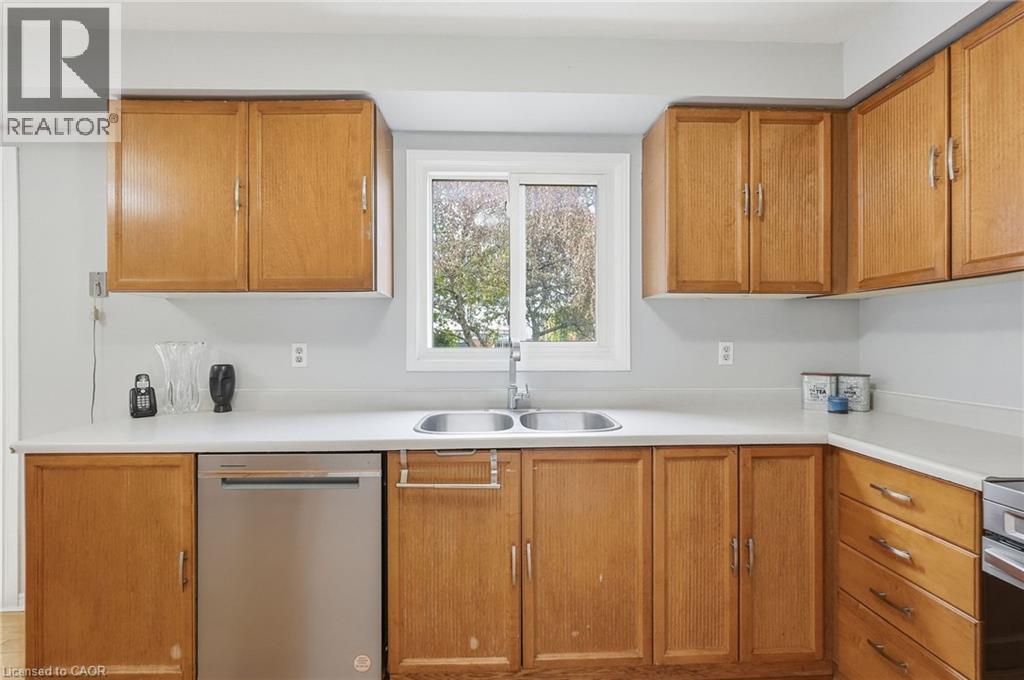 3193 Maderna Road, Burlington, Ontario  L7M 2W3 - Photo 10 - 40865545