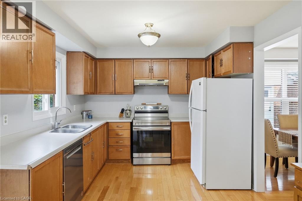 3193 Maderna Road, Burlington, Ontario  L7M 2W3 - Photo 9 - 40865545