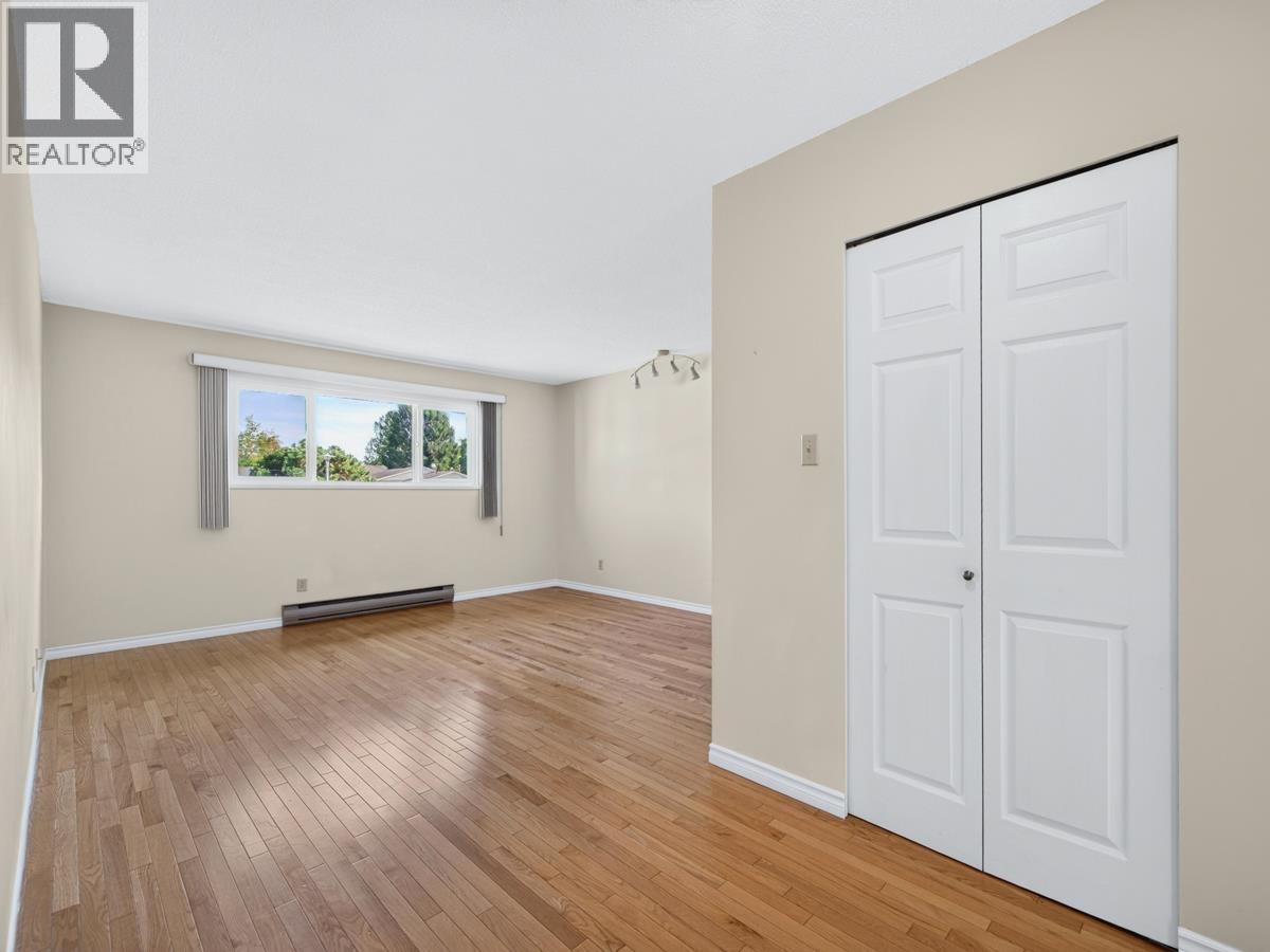 8251 Coldfall Court, Richmond, British Columbia  V7C 4X3 - Photo 19 - R3168334