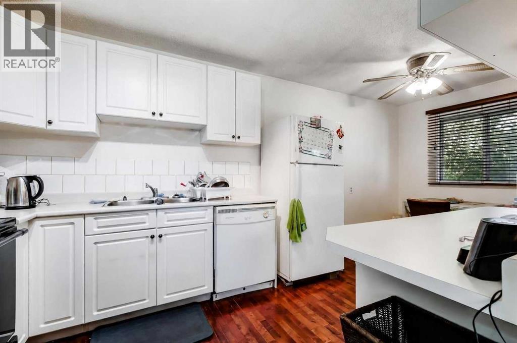 933 Marcombe Drive NE, Calgary, Alberta  T2A 3H2 - Photo 3 - A2327804