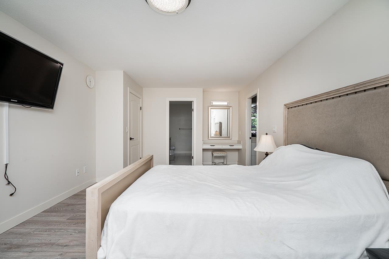 9290 203b Street, Langley, British Columbia  V1M 2L9 - Photo 9 - R3168386