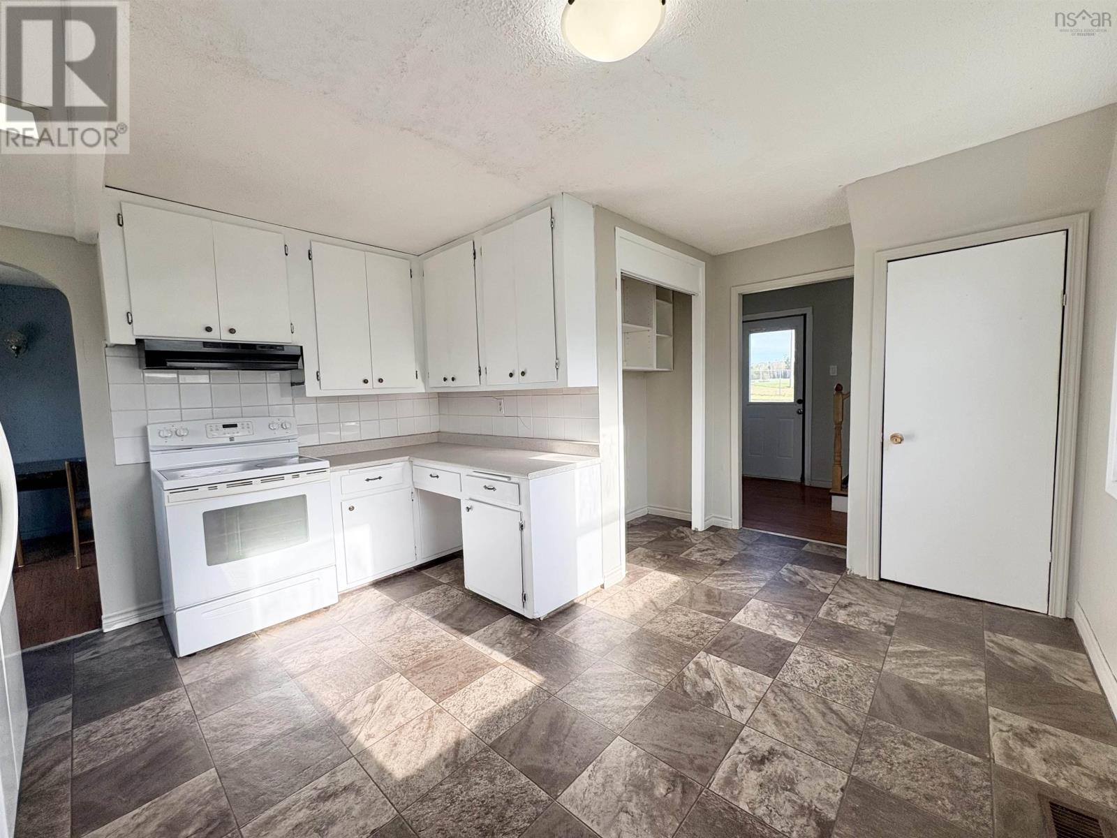 295 Park Street, New Glasgow, Nova Scotia  B2H 5B7 - Photo 10 - 202624059