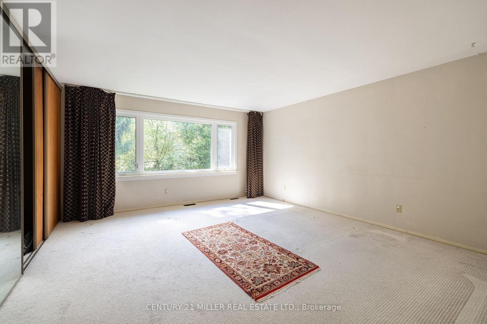 1242 Donlea Crescent, Oakville, Ontario  L6J 1V7 - Photo 11 - W13815744