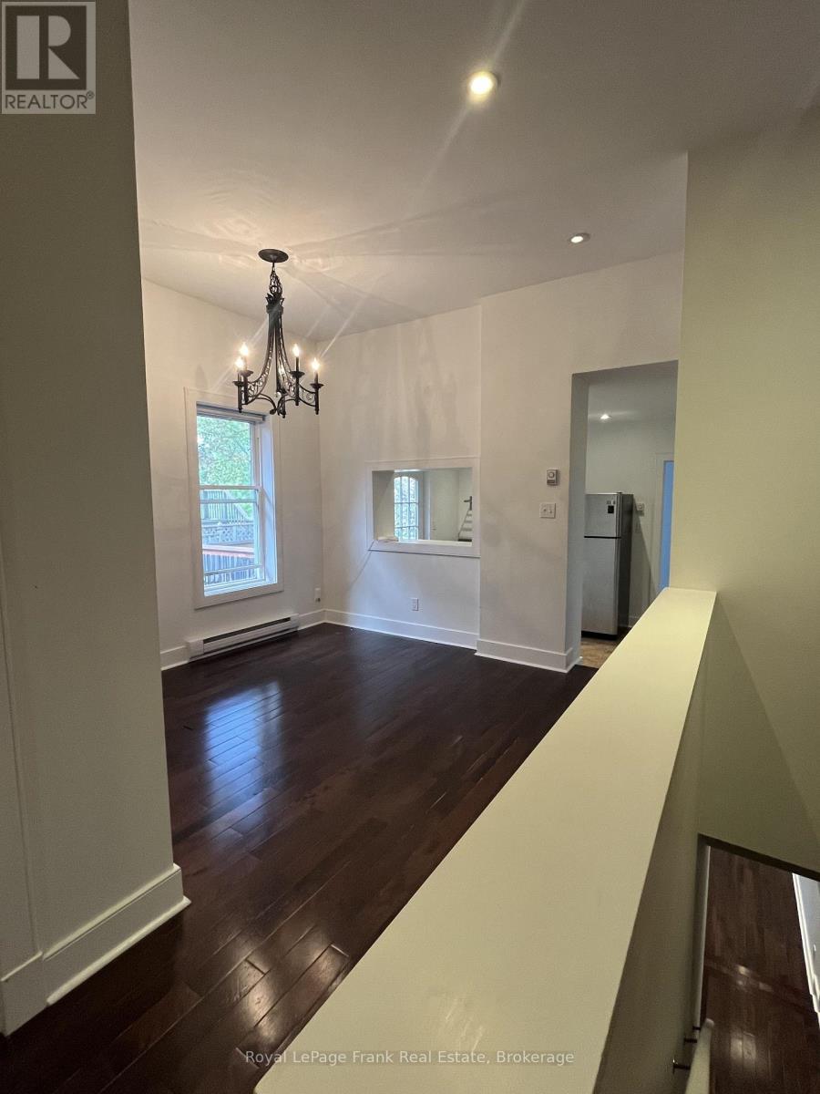 210 Mcdonnel Street, Peterborough, Ontario  K9H 2V9 - Photo 7 - X13814278