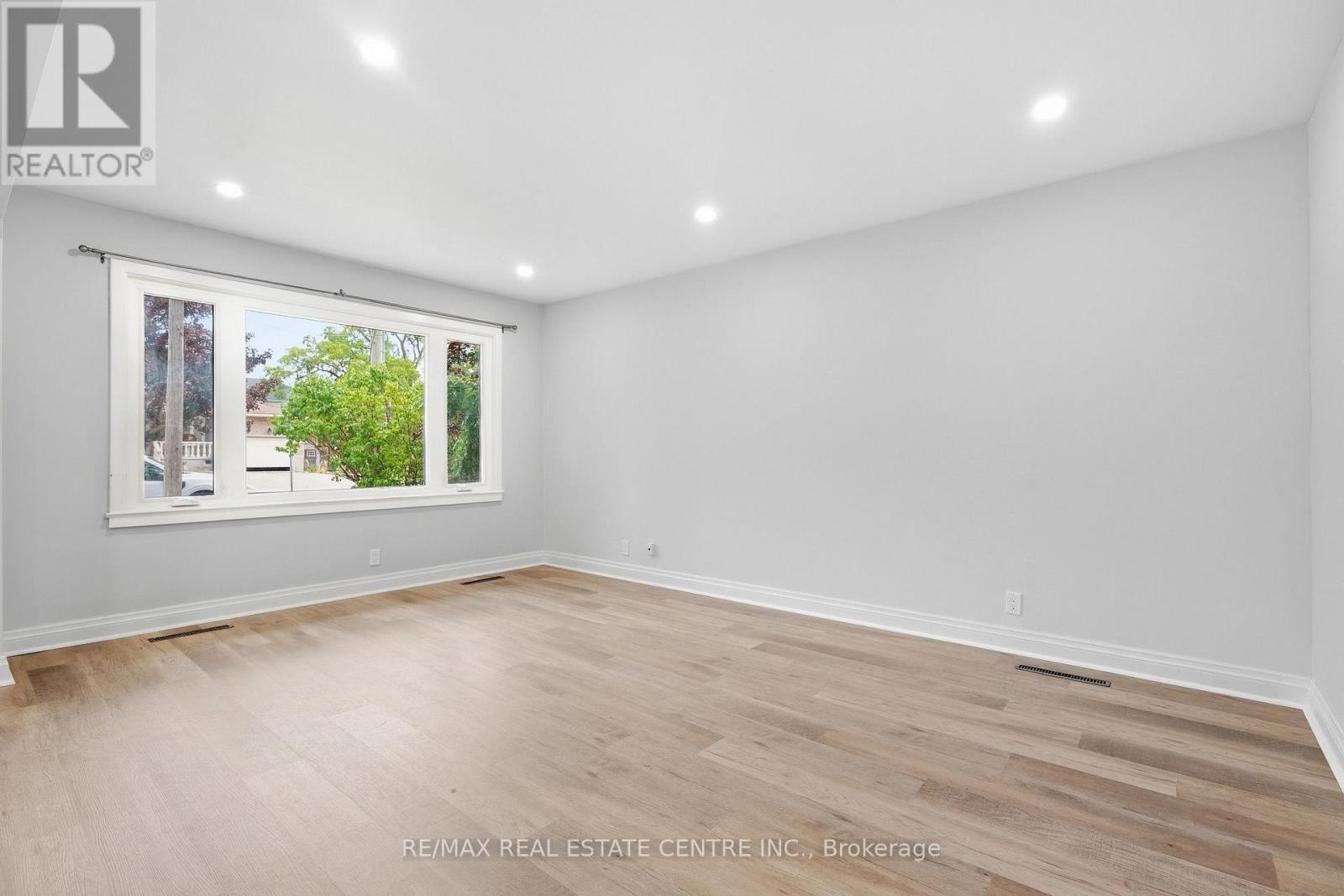 226 Delhi Street, Guelph, Ontario  N1E 4K2 - Photo 9 - X13815724