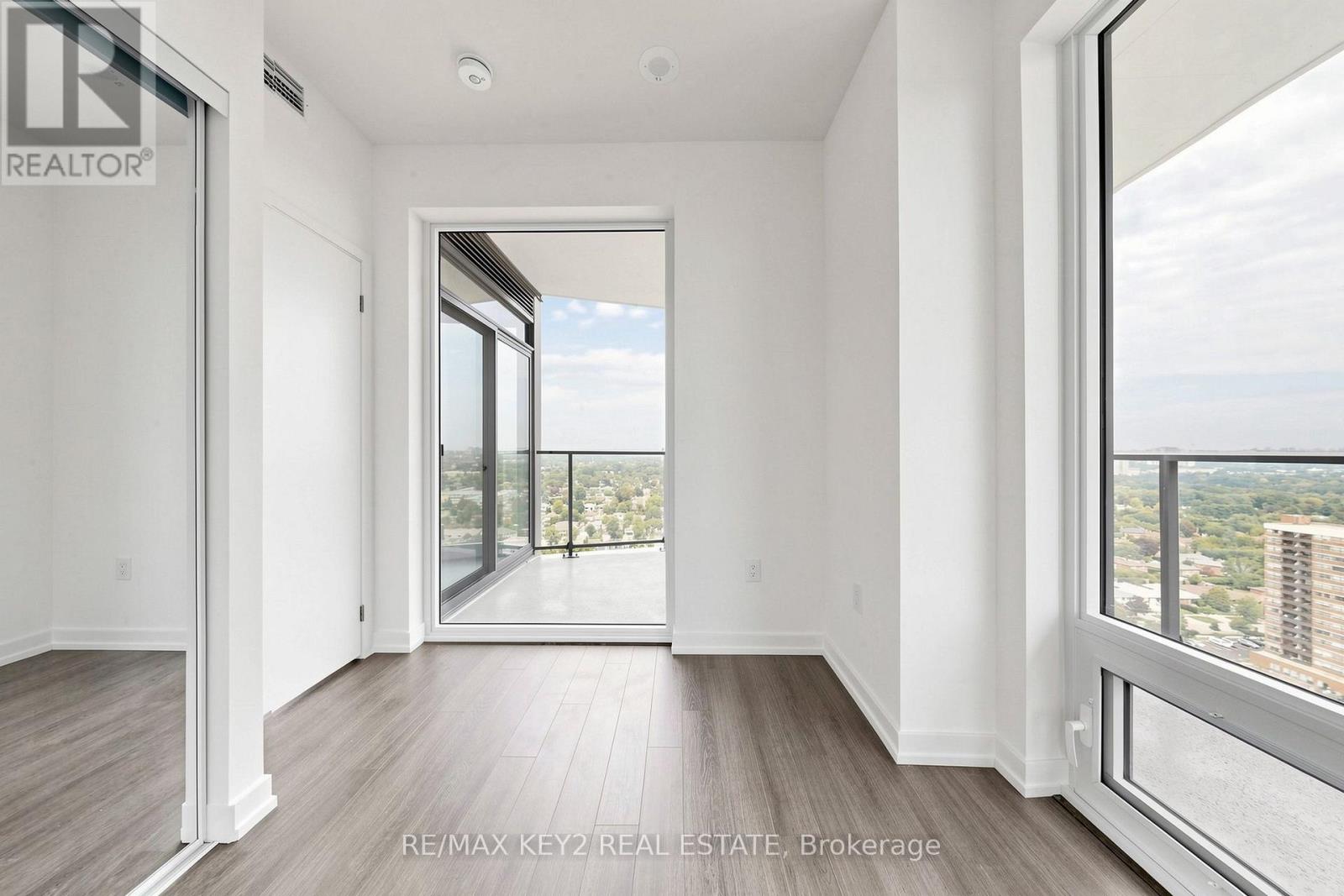 2104 - 4010 Eglinton Avenue W, Toronto, Ontario  M9A 0G5 - Photo 16 - W13809918