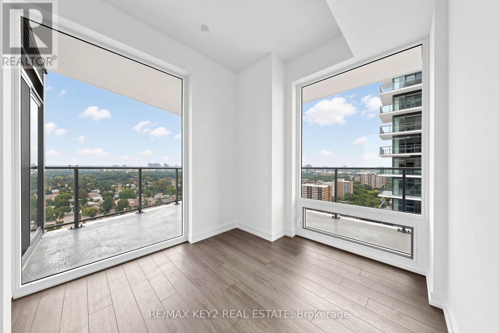 2104 - 4010 Eglinton Avenue W, Toronto, Ontario  M9A 0G5 - Photo 15 - W13809918