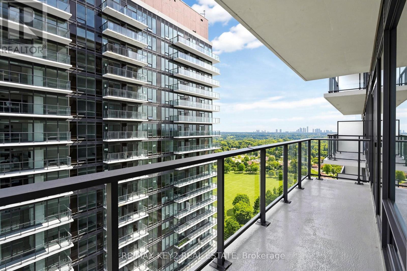 2104 - 4010 Eglinton Avenue W, Toronto, Ontario  M9A 0G5 - Photo 26 - W13809918