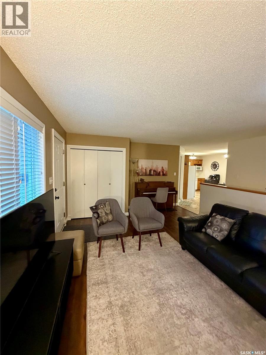 511 Macmillan Street, Hudson Bay, Saskatchewan  S0E 0Y0 - Photo 11 - SK043215