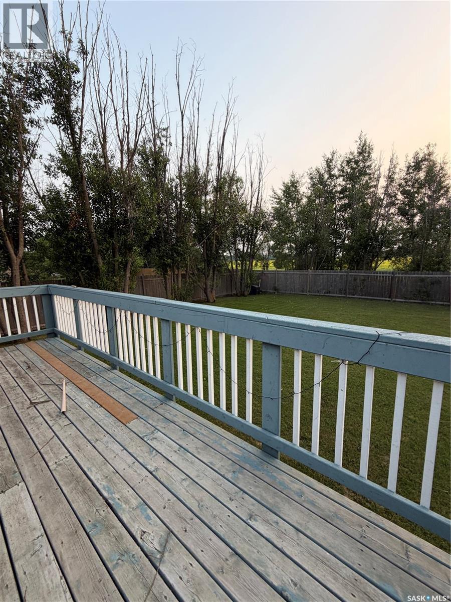 511 Macmillan Street, Hudson Bay, Saskatchewan  S0E 0Y0 - Photo 21 - SK043215