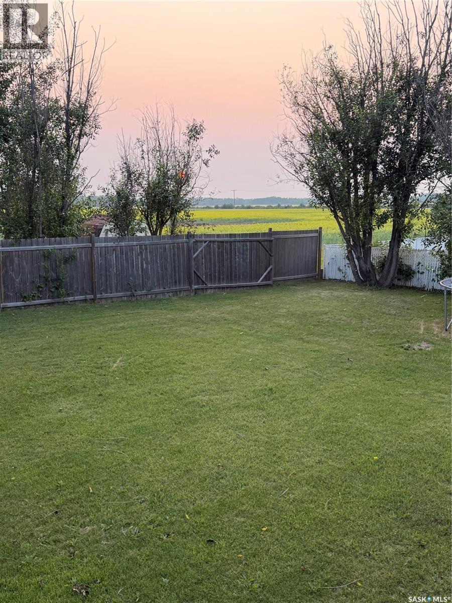 511 Macmillan Street, Hudson Bay, Saskatchewan  S0E 0Y0 - Photo 22 - SK043215
