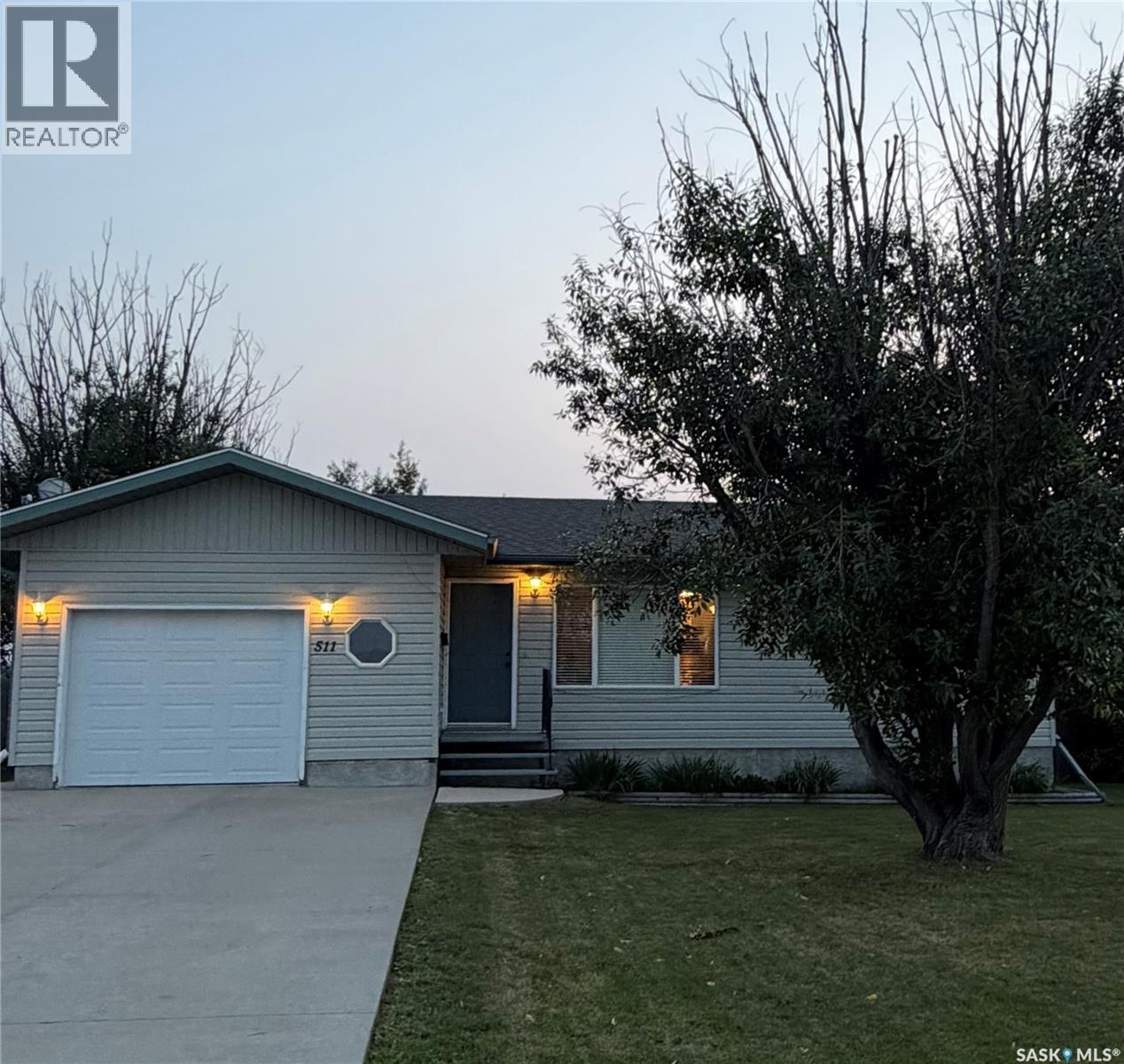 511 Macmillan Street, Hudson Bay, Saskatchewan  S0E 0Y0 - Photo 1 - SK043215