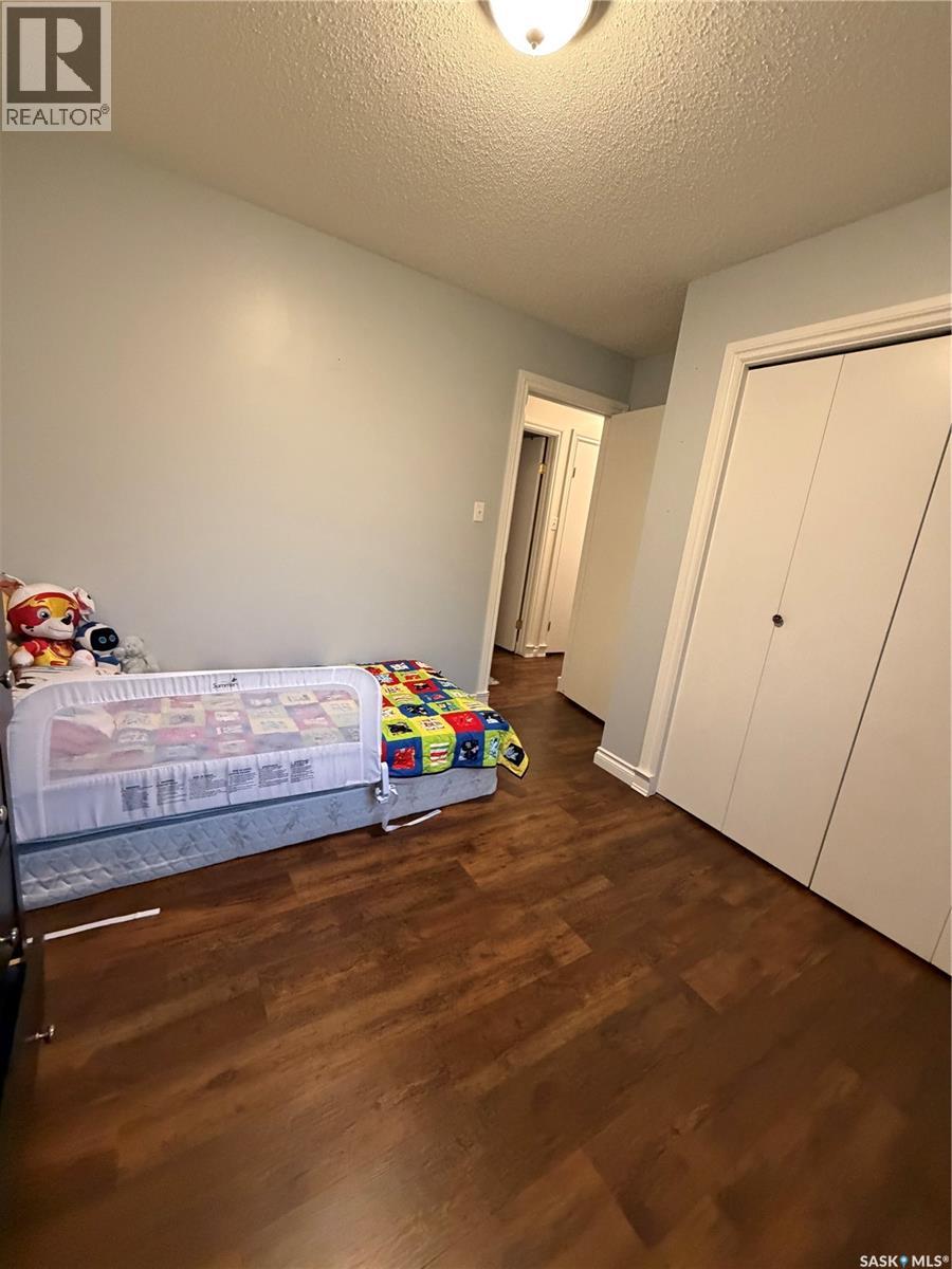 511 Macmillan Street, Hudson Bay, Saskatchewan  S0E 0Y0 - Photo 29 - SK043215