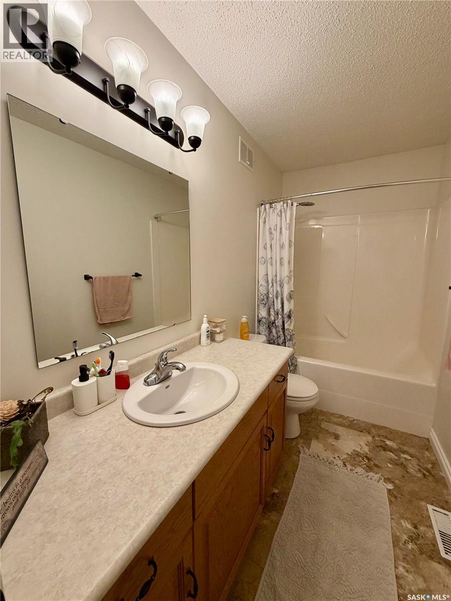 511 Macmillan Street, Hudson Bay, Saskatchewan  S0E 0Y0 - Photo 32 - SK043215
