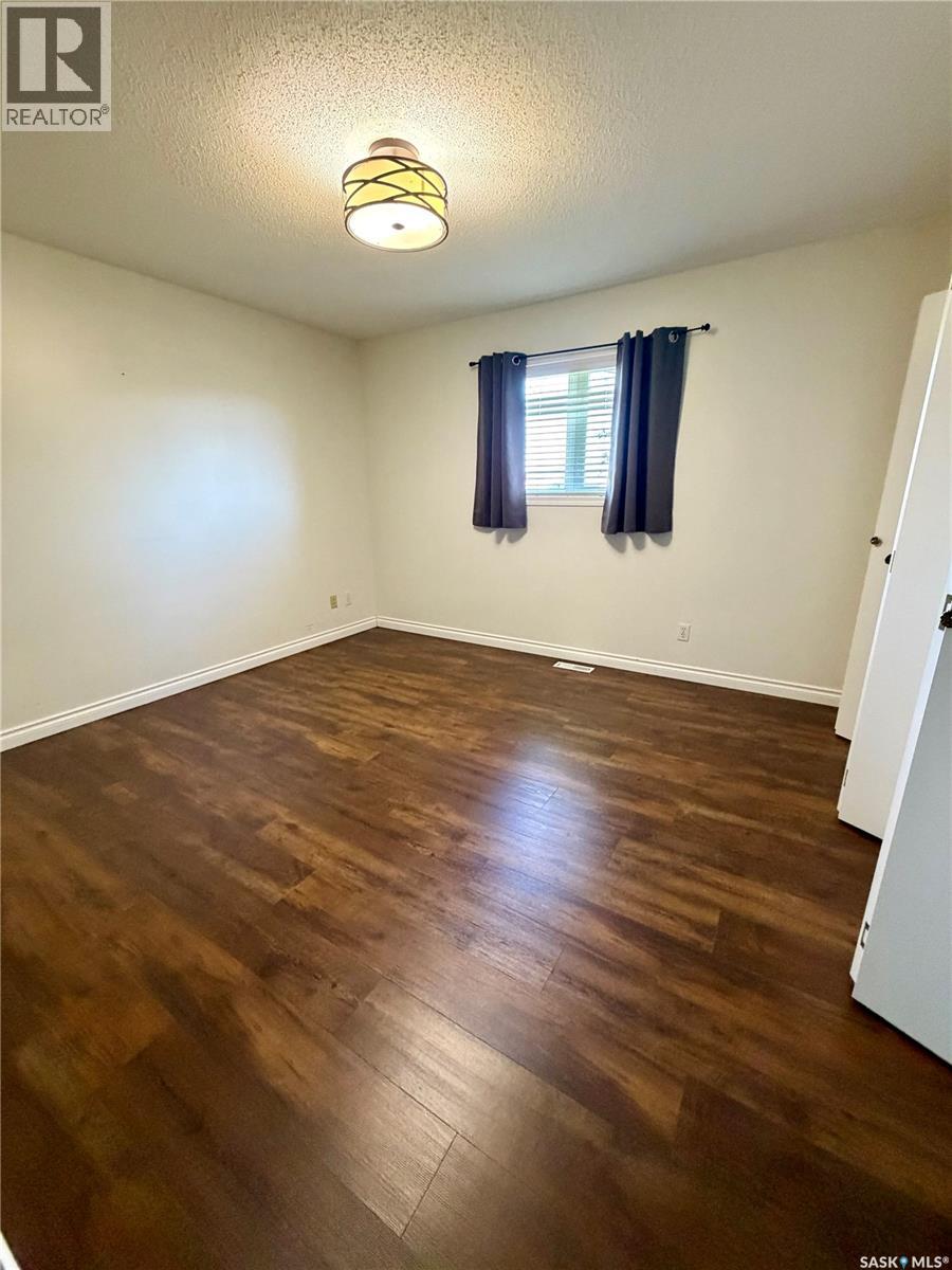 511 Macmillan Street, Hudson Bay, Saskatchewan  S0E 0Y0 - Photo 34 - SK043215