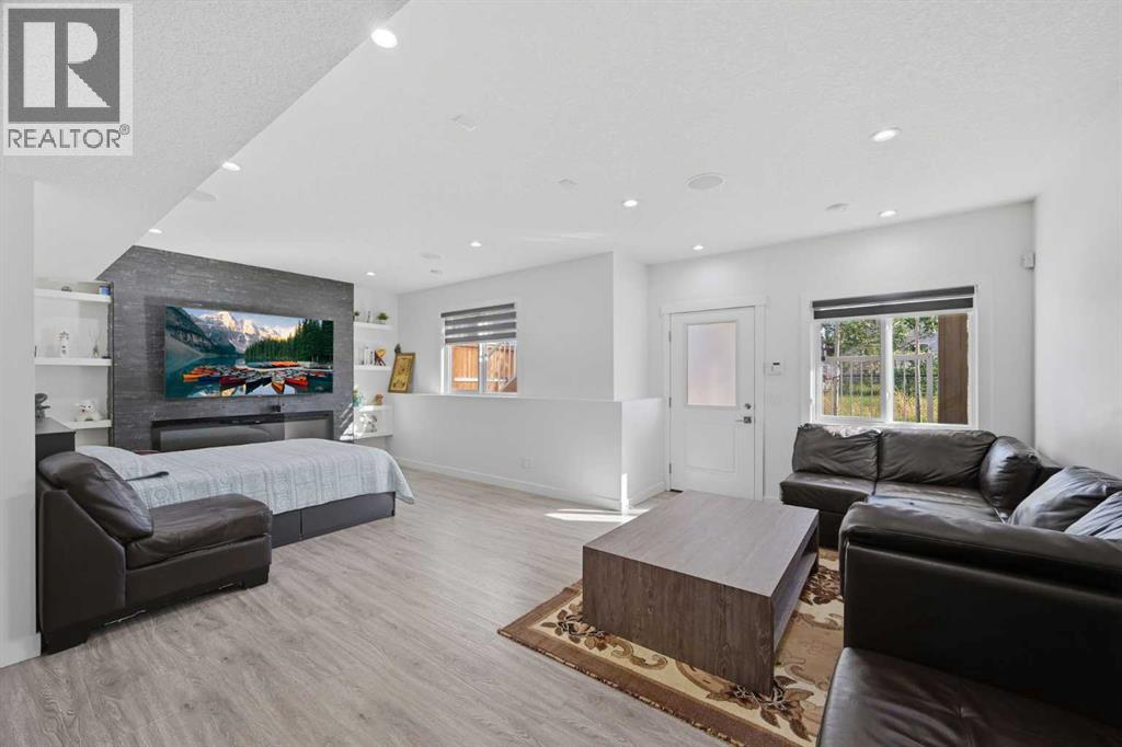 965 Midtown Avenue SW photo 35