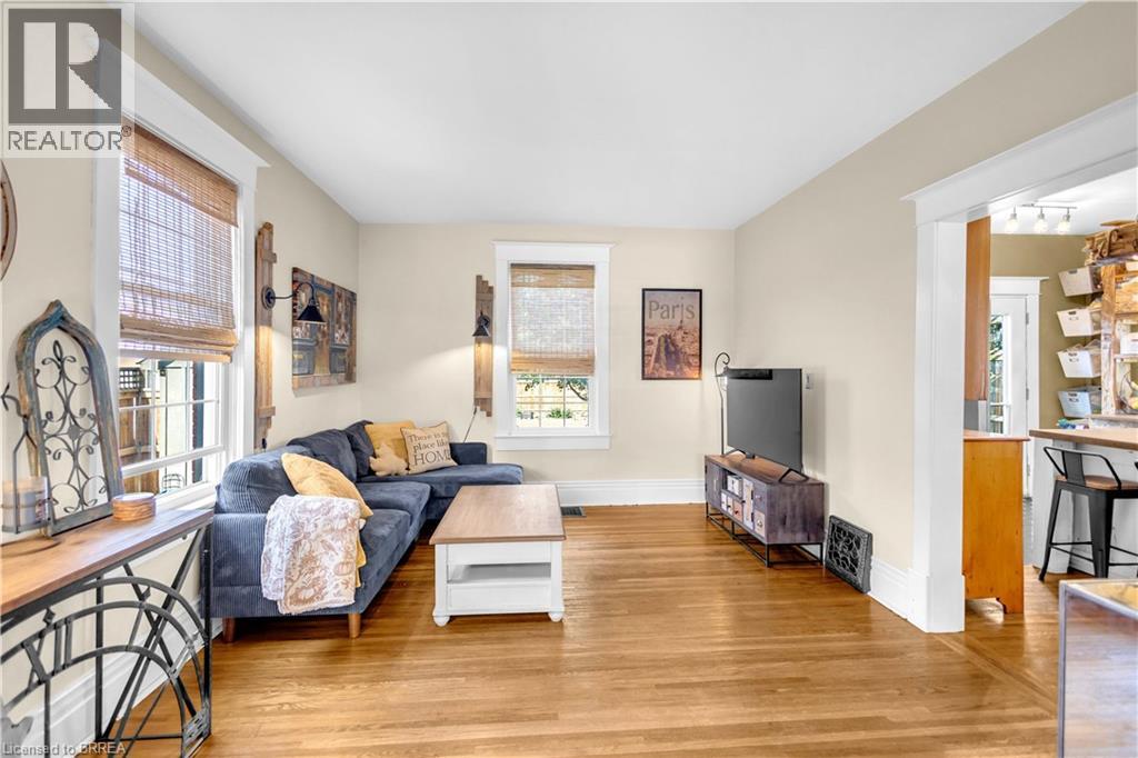 17 Alexander Avenue, Paris, Ontario  N3L 2V6 - Photo 15 - 40863665