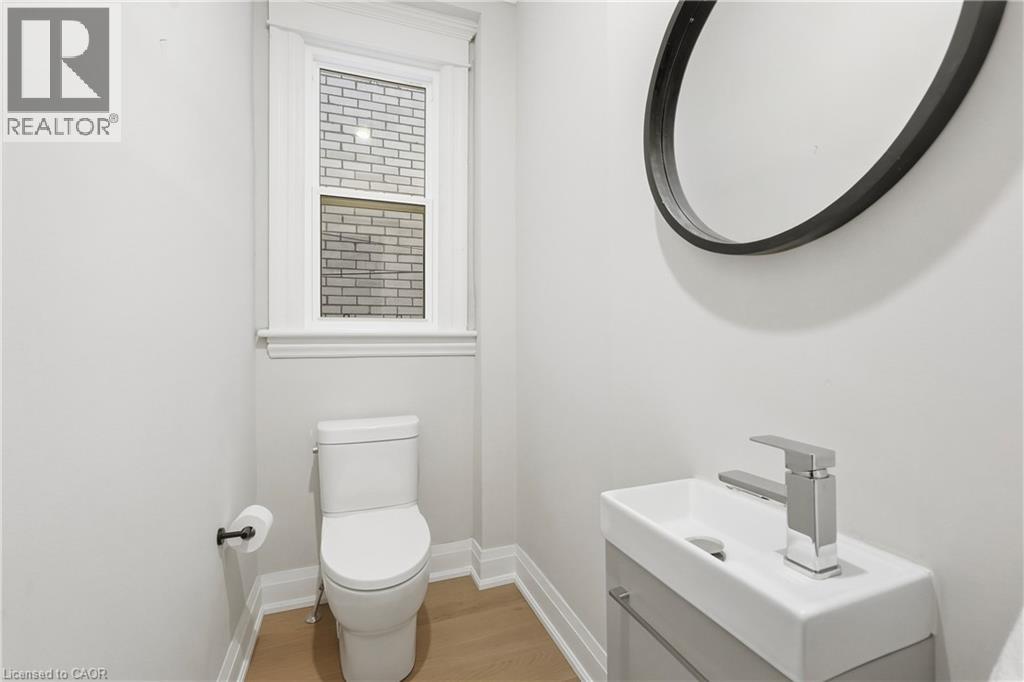 25 Fairholt Road S, Hamilton, Ontario  L8M 2T2 - Photo 11 - 40864109