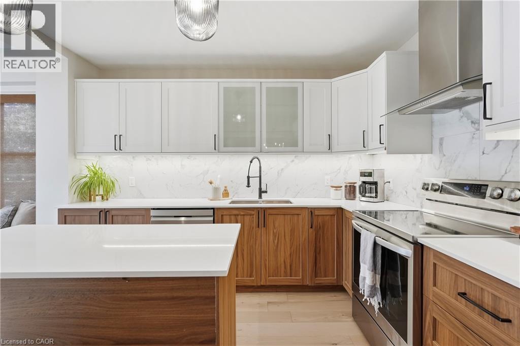 25 Fairholt Road S, Hamilton, Ontario  L8M 2T2 - Photo 8 - 40864109