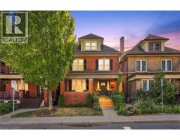 25 FAIRHOLT Road S, Hamilton, Ontario