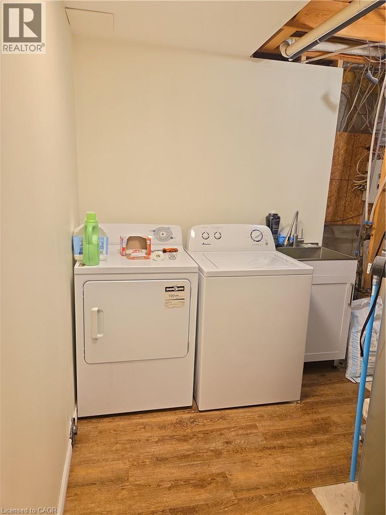 564 Wild Iris Avenue, Waterloo, Ontario  N2V 2X5 - Photo 31 - 40864862