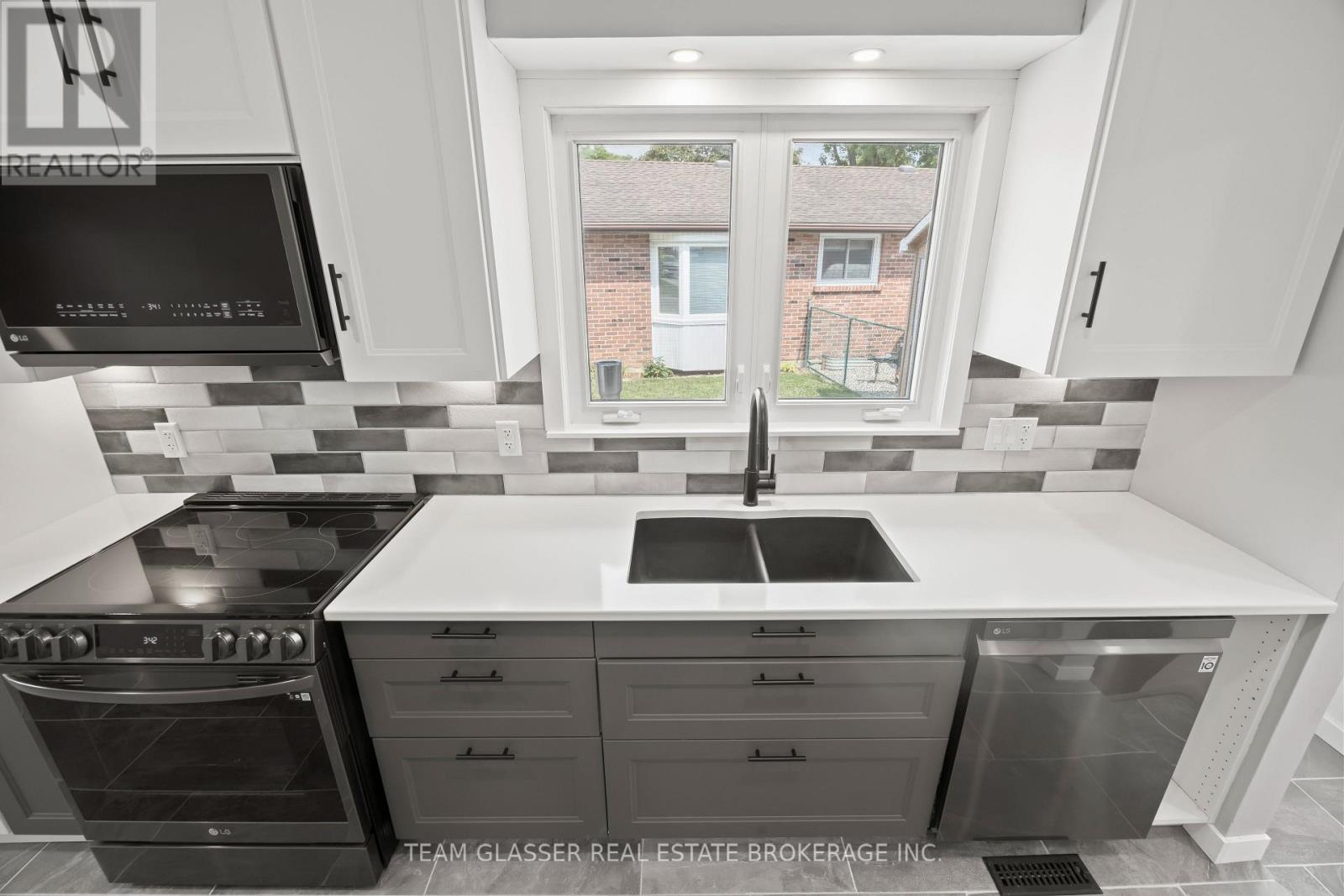 6 Heath Place, London South, Ontario  N5Z 4G6 - Photo 15 - X13816010