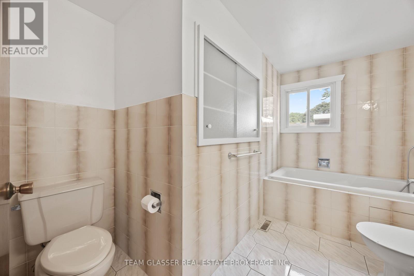 6 Heath Place, London South, Ontario  N5Z 4G6 - Photo 26 - X13816010