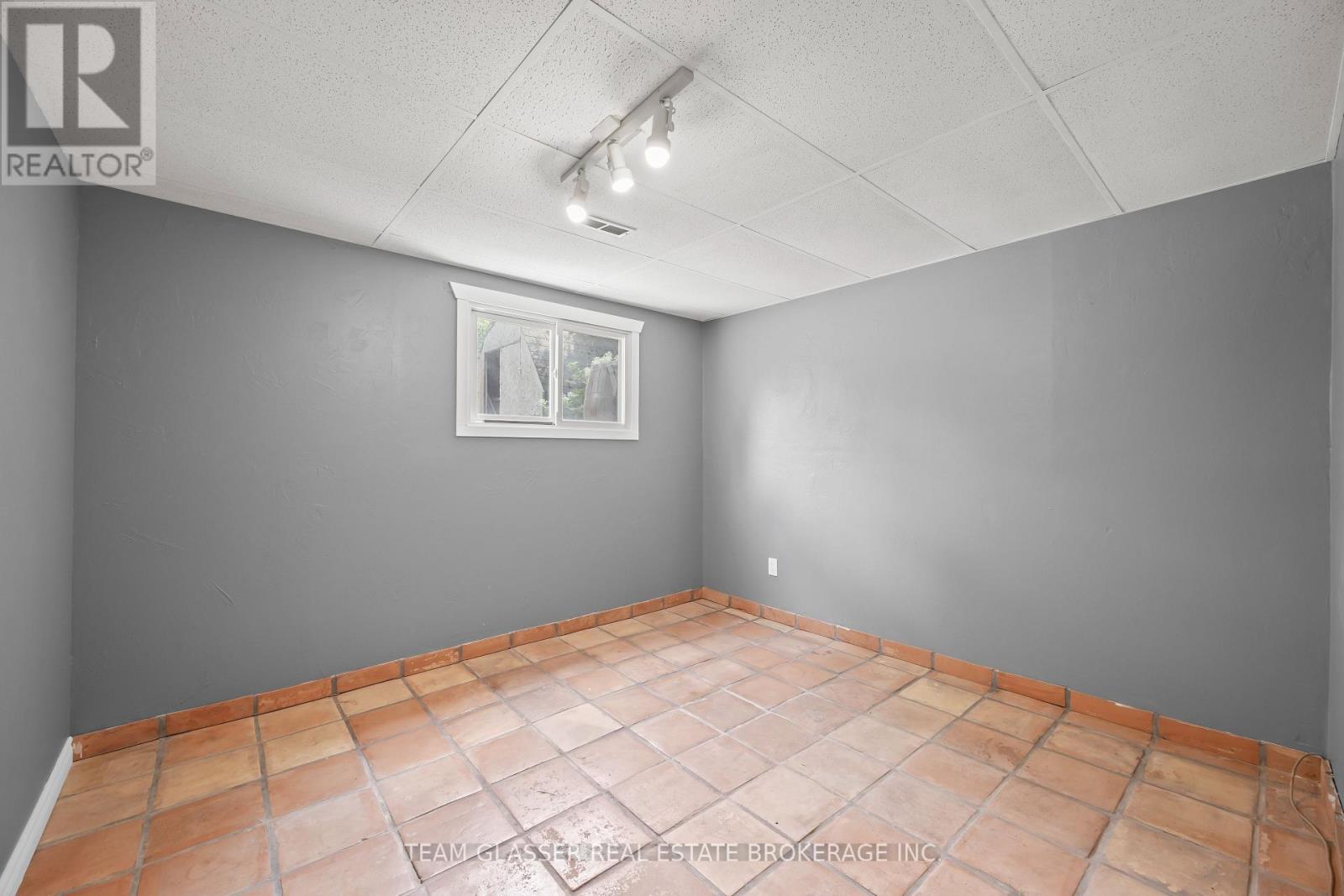 6 Heath Place, London South, Ontario  N5Z 4G6 - Photo 29 - X13816010