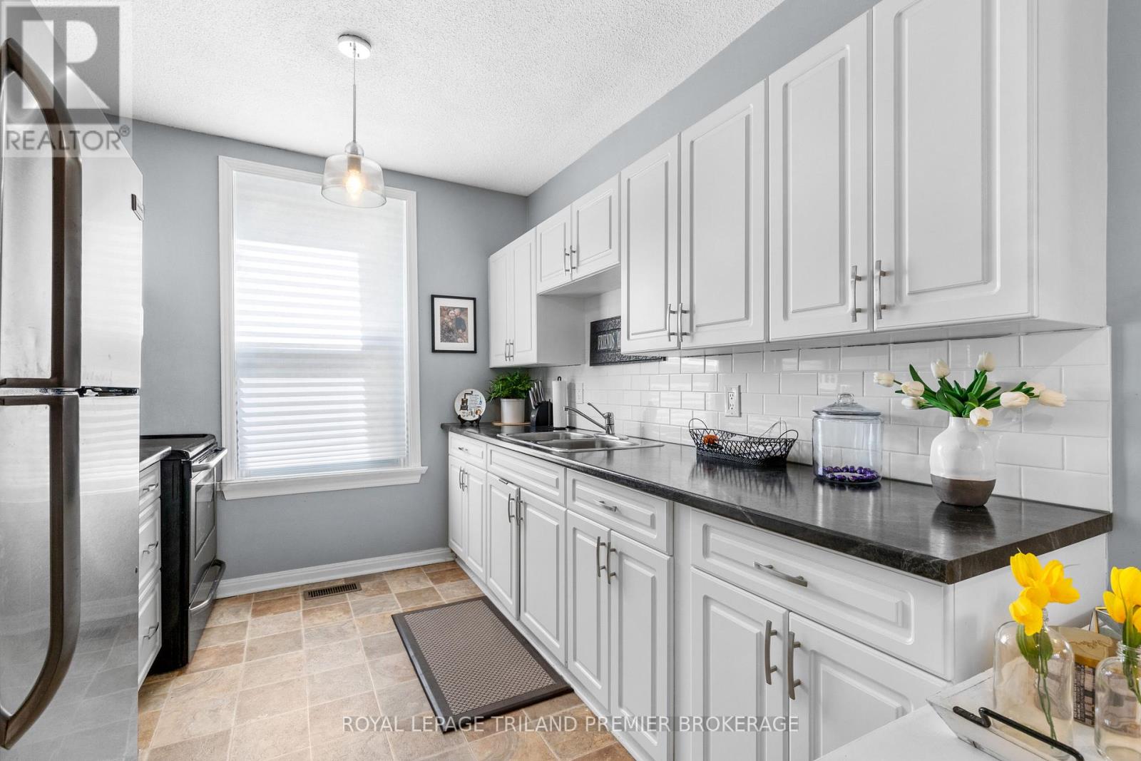 1284 Springbank Avenue, London South, Ontario  N6K 1Z8 - Photo 9 - X13816096