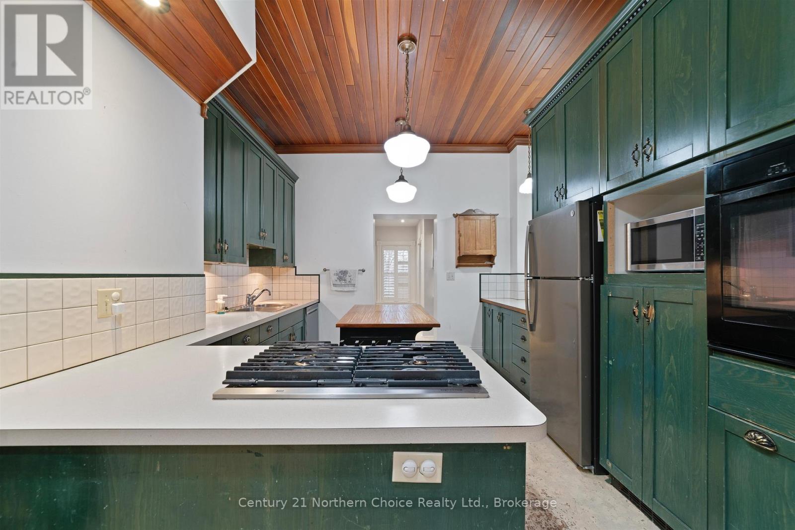 127 FIFTH AVENUE S photo 2