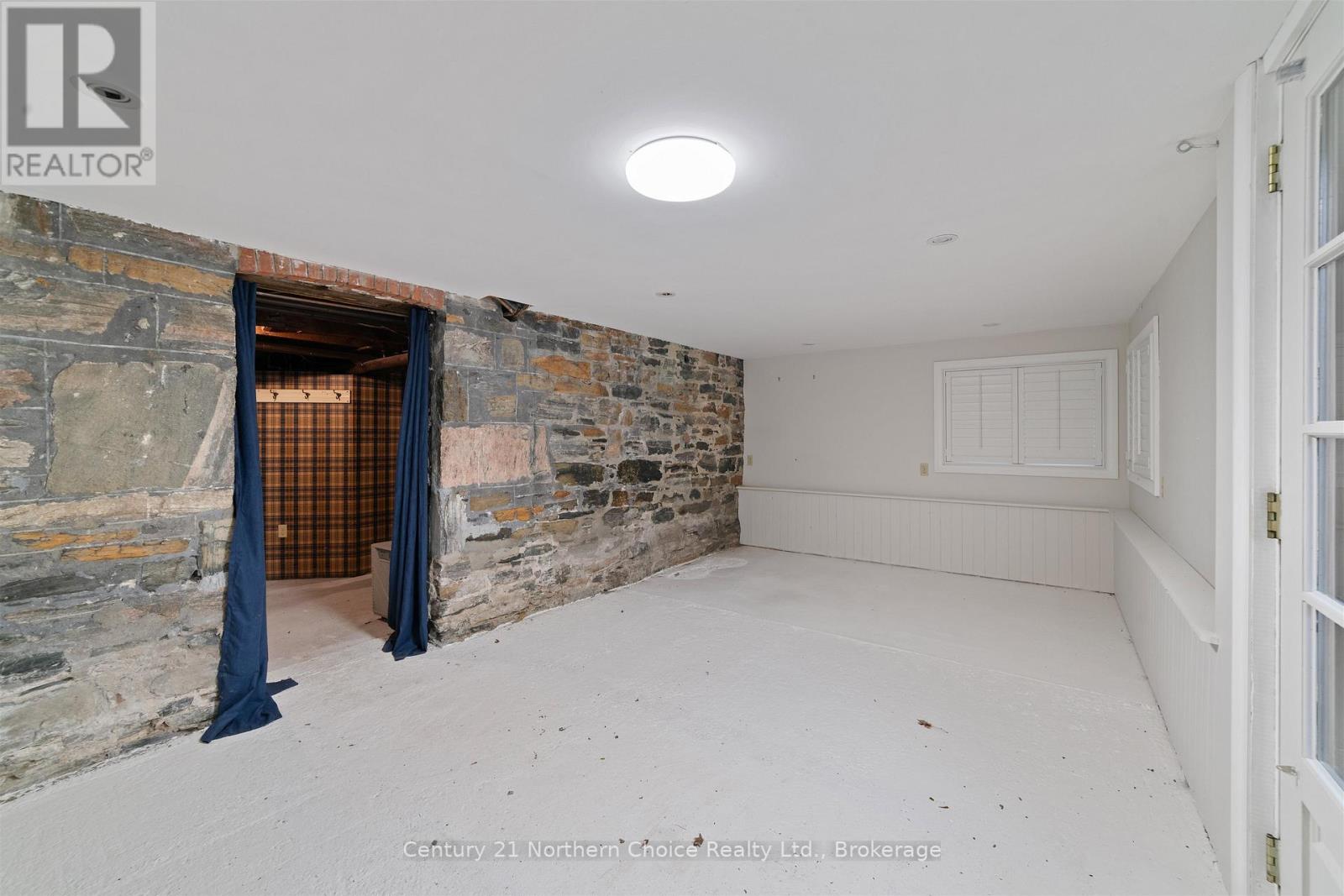 127 FIFTH AVENUE S photo 38