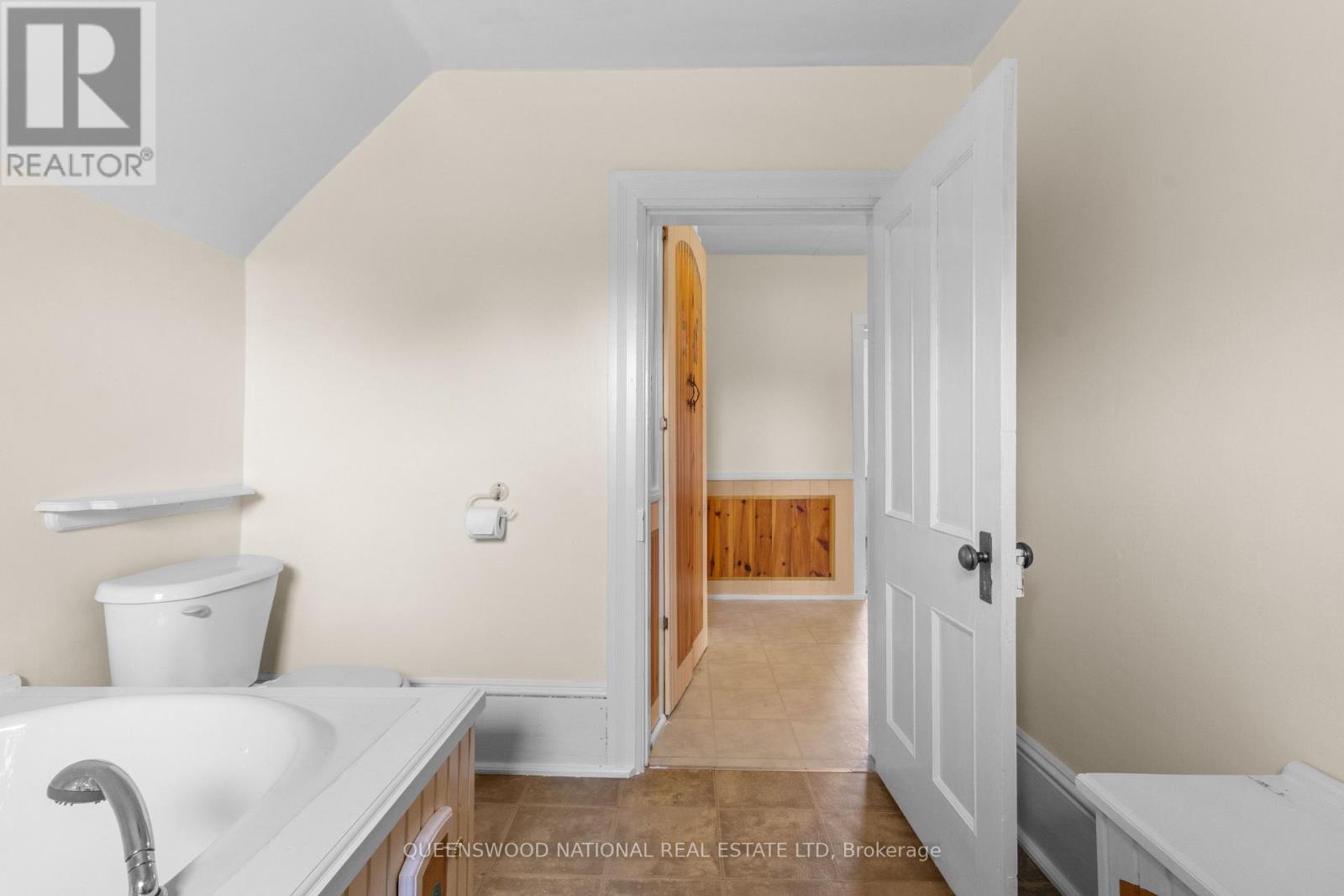 101 Waite Street S, Whitewater Region, Ontario  K0J 1V0 - Photo 29 - X13816082