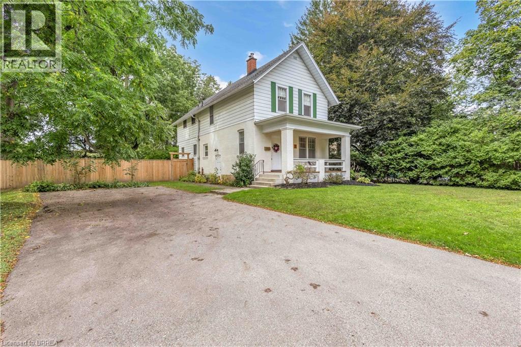 11 TUTELA HEIGHTS Road, Brantford, Ontario